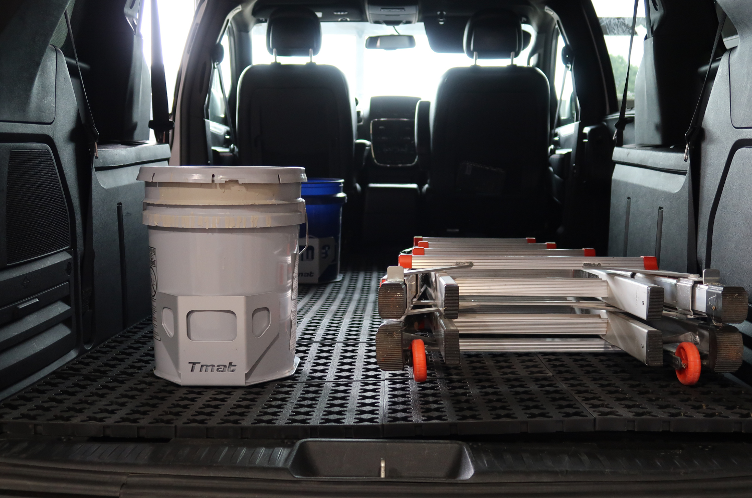 Make Your Delivery Vehicle Route Ready with Smarter Cargo Organization