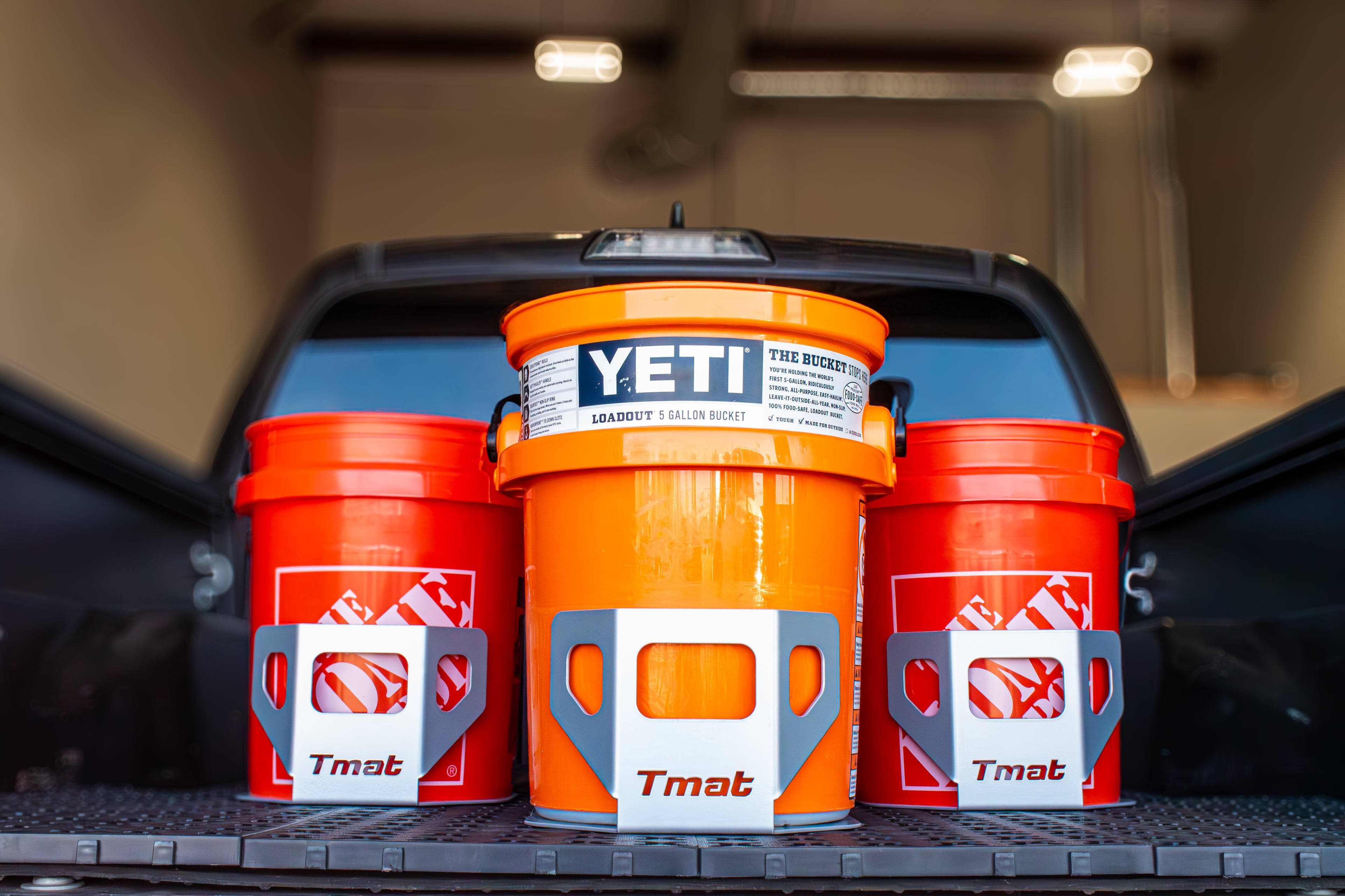 Tmat 5-Gallon Bucket Holder with Tmat Anchors - Green